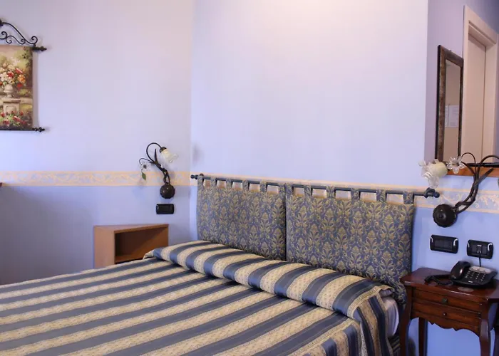 Hôtel accueillant les animaux: Hotel Belle Epoque